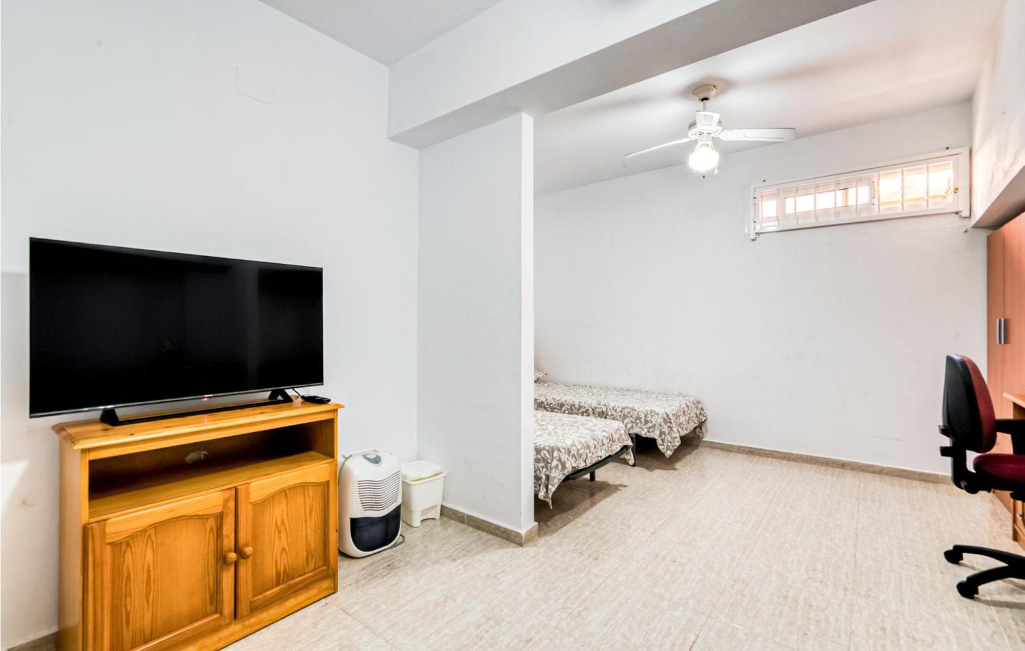 Gorgeous Home In Santa Pola With Wifi Luaran gambar